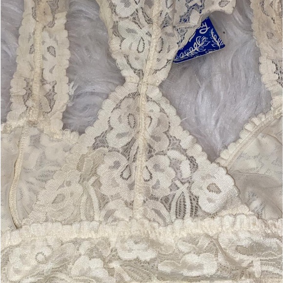 FREE PEOPLE
Intimately Fp Lace Racerback Bralette In Cream - Picture 8 of 9